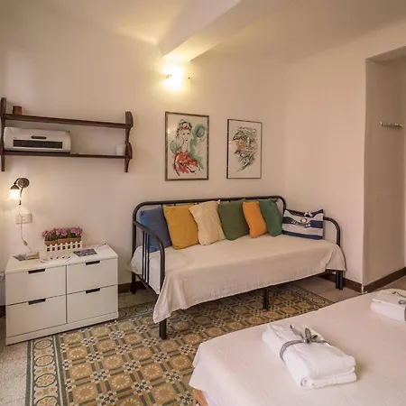 Rundanina Village Life Single With Ac