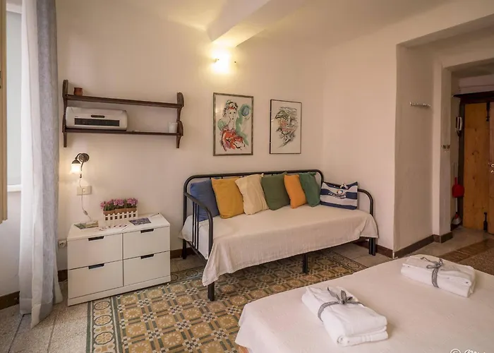 Rundanina Village Life Single With Ac