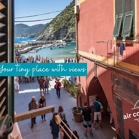 Rundanina Village Life Vernazza